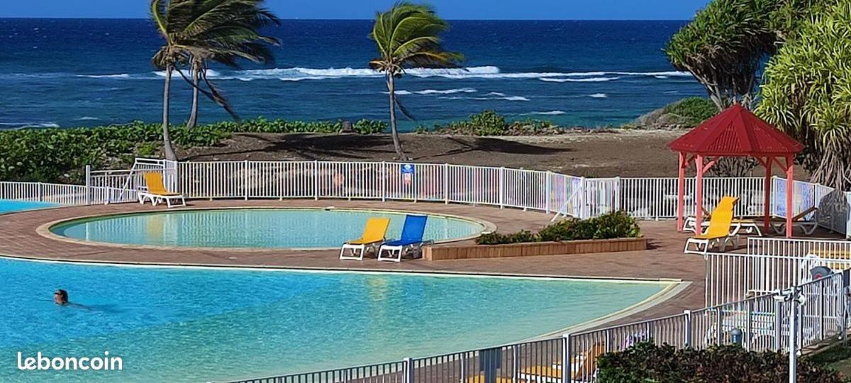 Ti.Maanga Vue Mer Pieds Dans L'Eau Leilighet Saint-Francois  Eksteriør bilde