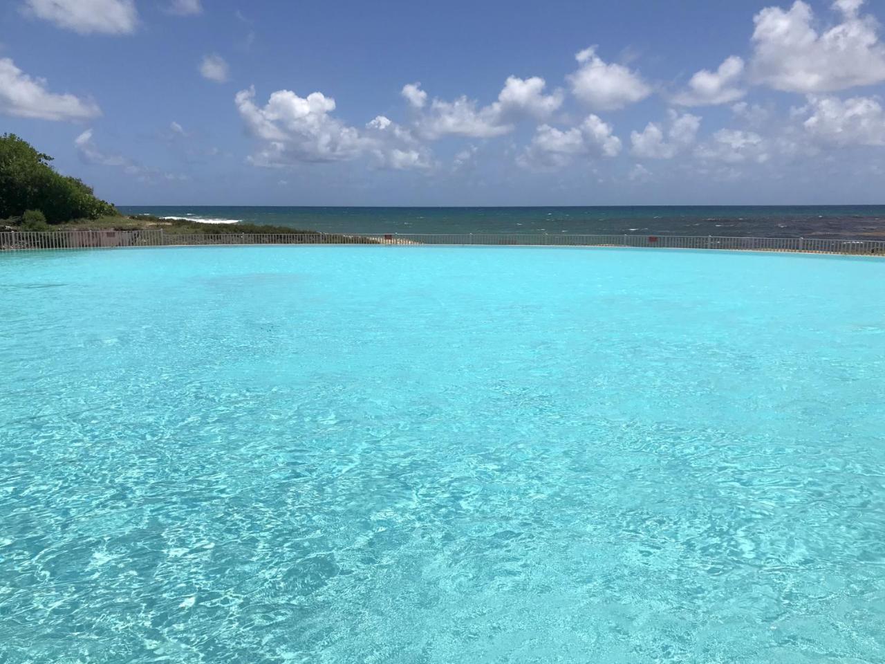 Ti.Maanga Vue Mer Pieds Dans L'Eau Leilighet Saint-Francois  Eksteriør bilde